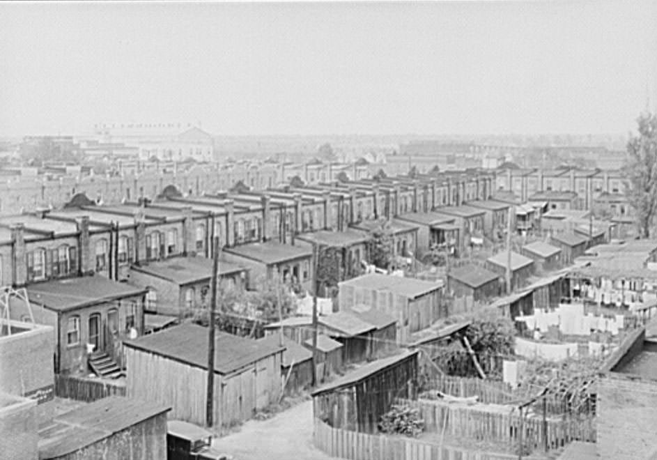 Dwellings for shipyard workers located near the yard. Newport News, Virginia, 1936
