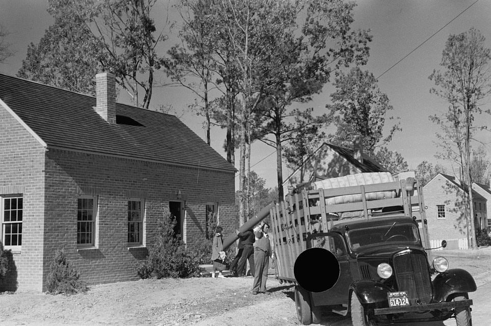 Newport News Homesteads, Virginia, 1937