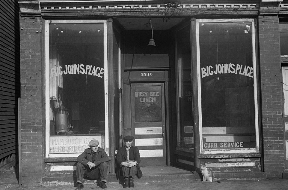 Curb service, Newport News, Virginia, 1937