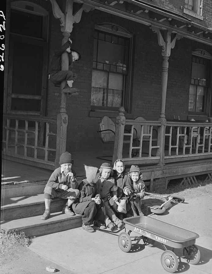 Boy from North Carolina. Family had just moved to Newport News, Virginia, for work in shipyards, 1941