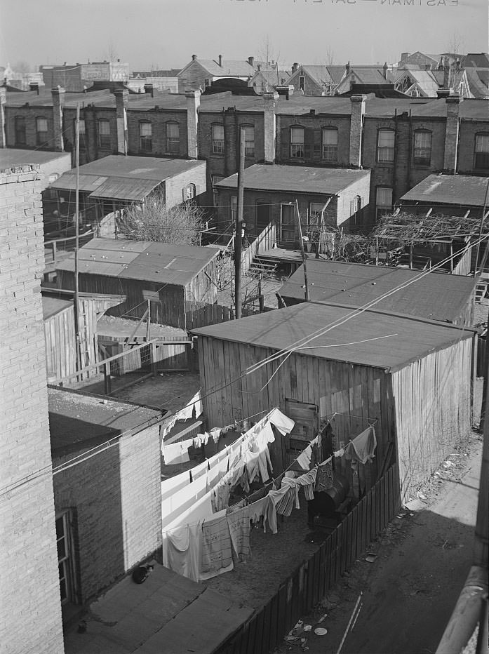 Housing in Newport News, Virginia, 1941