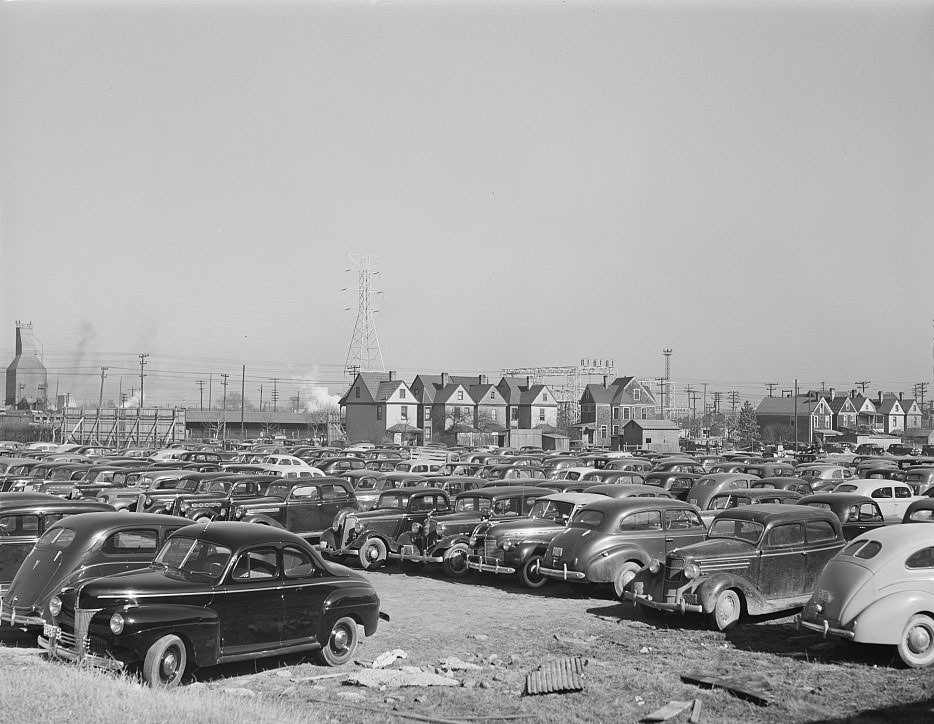 Parked cars belonging to shipyard employees. Newport News, 1941