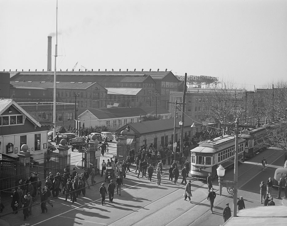 Shipyards at 4:00 p.m. Newport News, Virginia, 1941