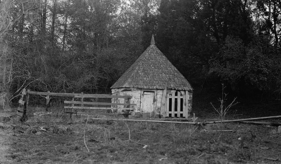 Denbigh Plantation, Spring House, Lukas Creek Road, Newport News, 1943