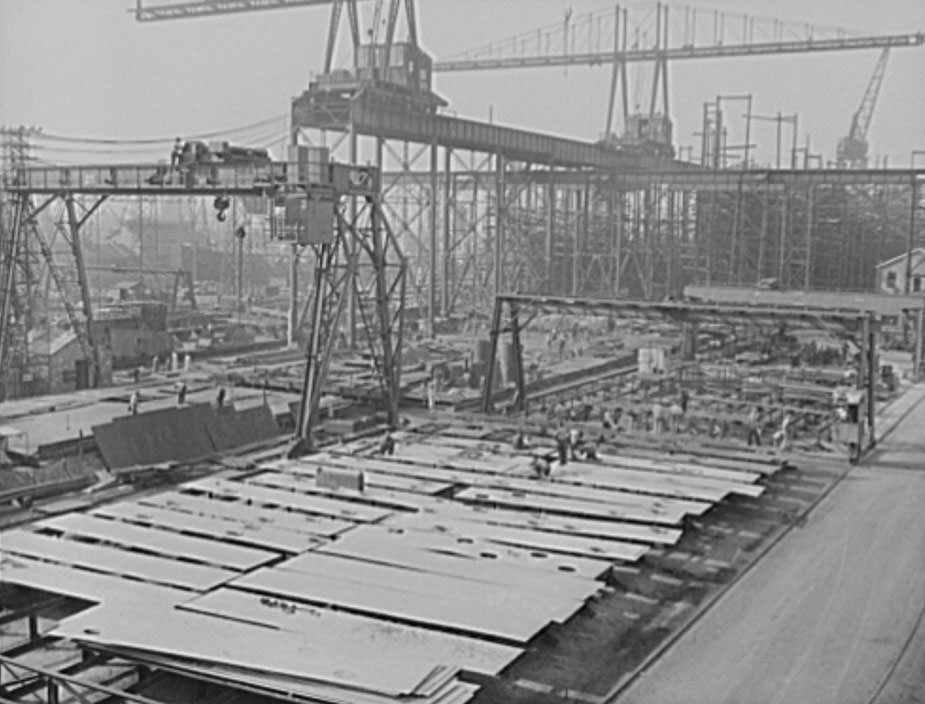 This is a structural section, where preliminary work is done before the sections for new vessels are brought by overhead carriers to the ways, 1941