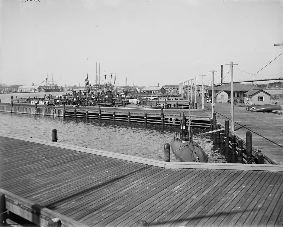 Norfolk Navy Yard, torpedo station, Portsmouth, 1905