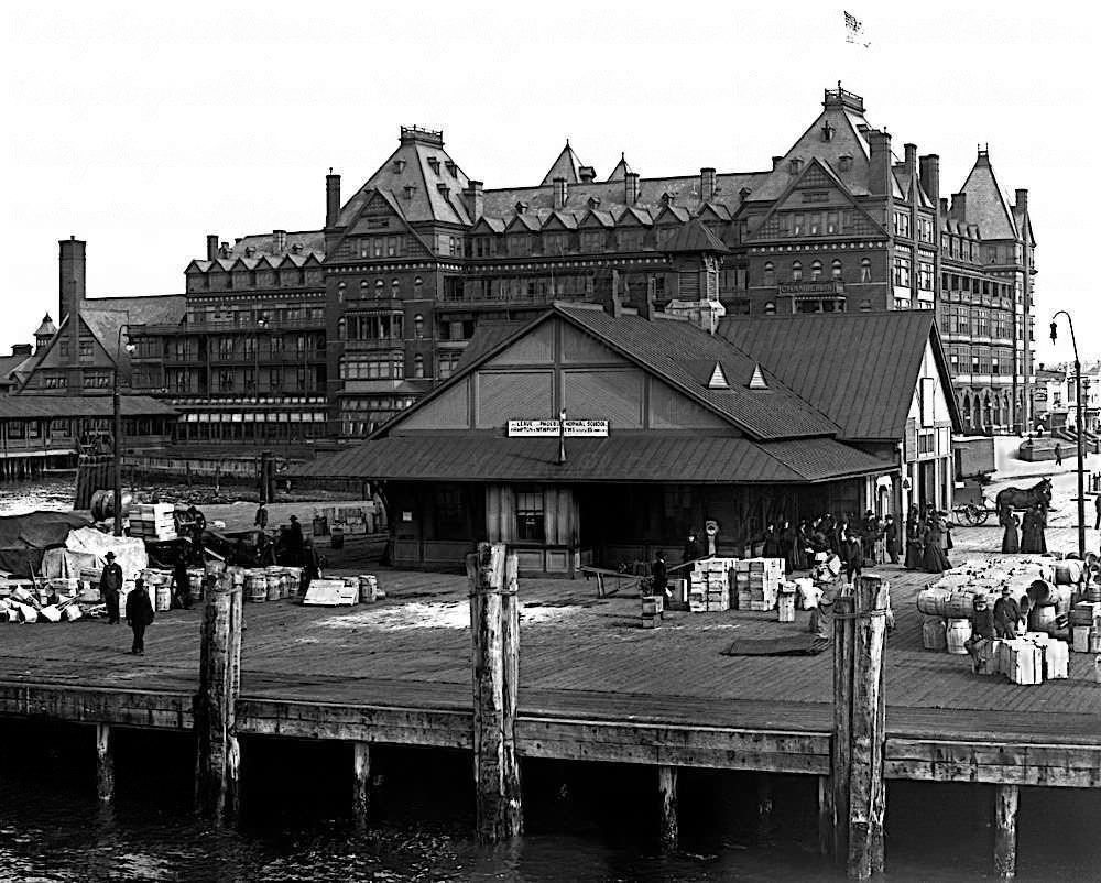 Government Docks Ft. Monroe Chamberlin Hotel Hampton, 1905