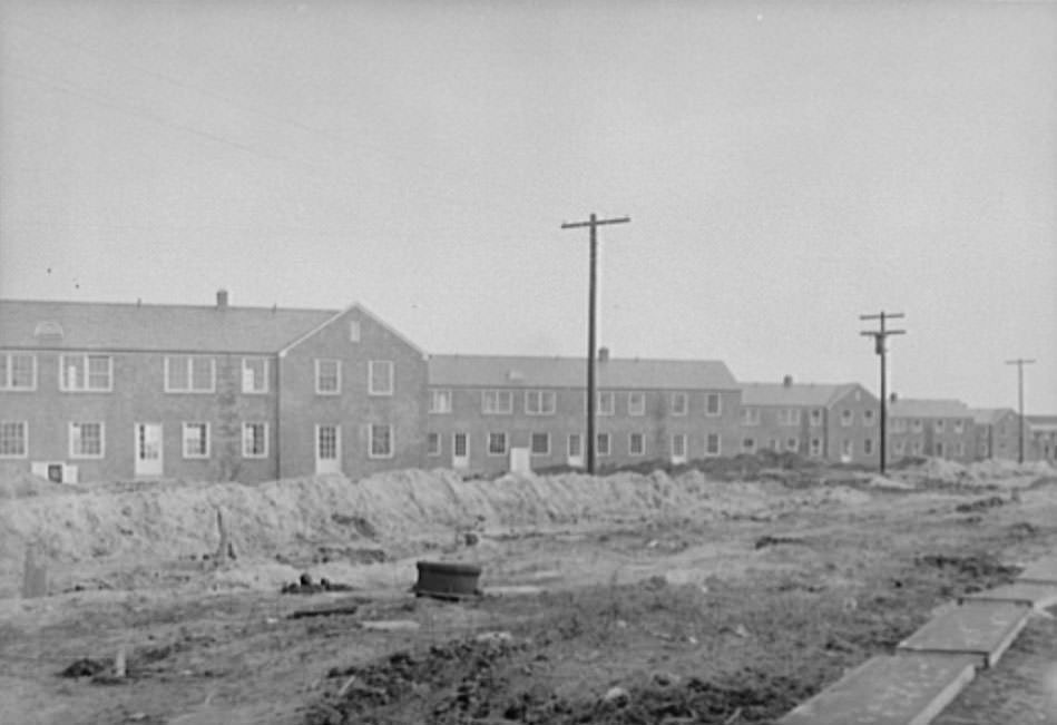 Large-scale rental housing project privately financed through the Federal Housing Administration (FHA) in Norfolk, 1941