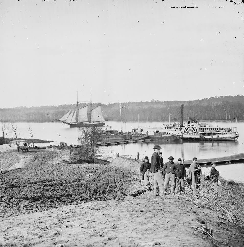 Medical supply boat Planter at General Hospital wharf on the Appomattox, Petersburg, 1865