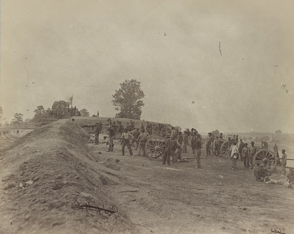 Outer line of Confederate fortifications, in front of Petersburg, Va. captured by 18th Army Corps, June 15, 1864