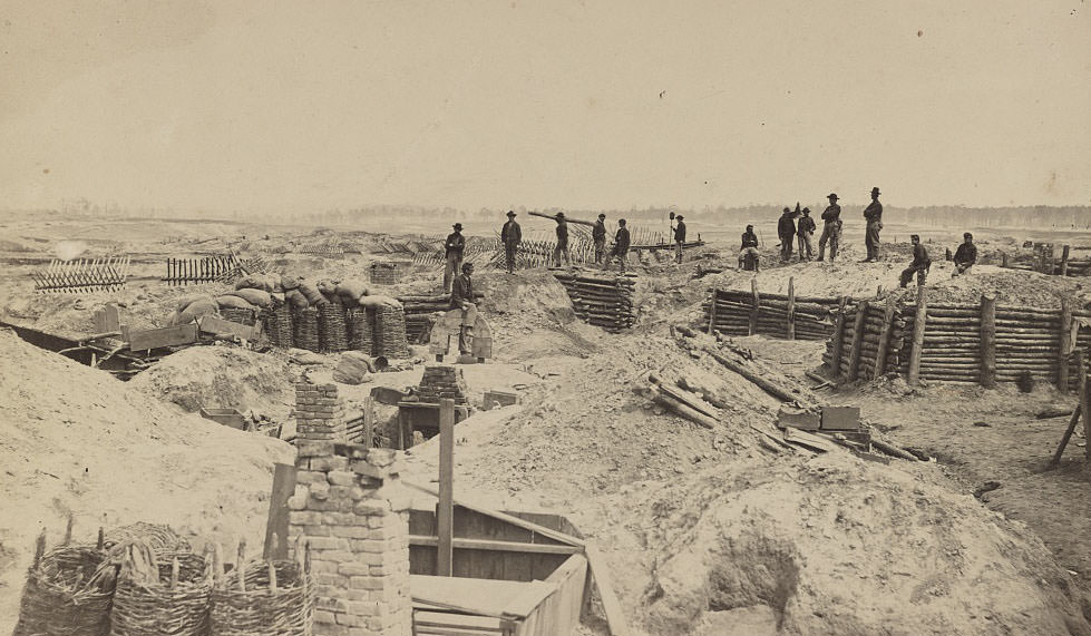 Fort Mahone, (or Fort Damnation,) Petersburg, 1865
