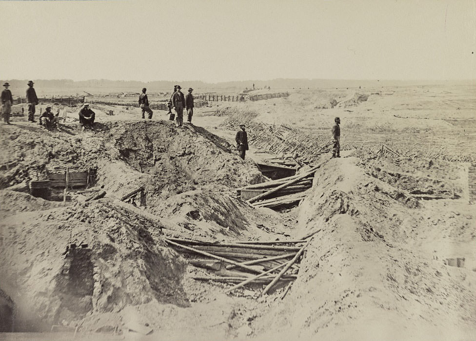 Fort Mahone (Confederate) in front of Petersburg, 1863