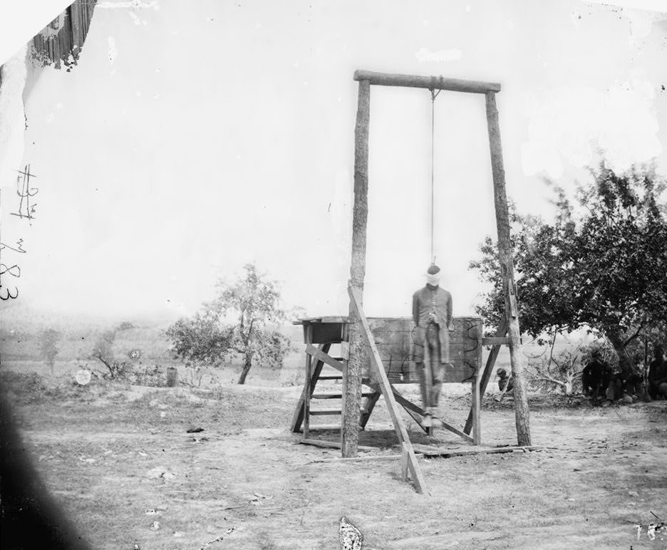 Petersburg, Va., vicinity. The execution of William Johnson, Jordan's farm, Petersburg, 1865