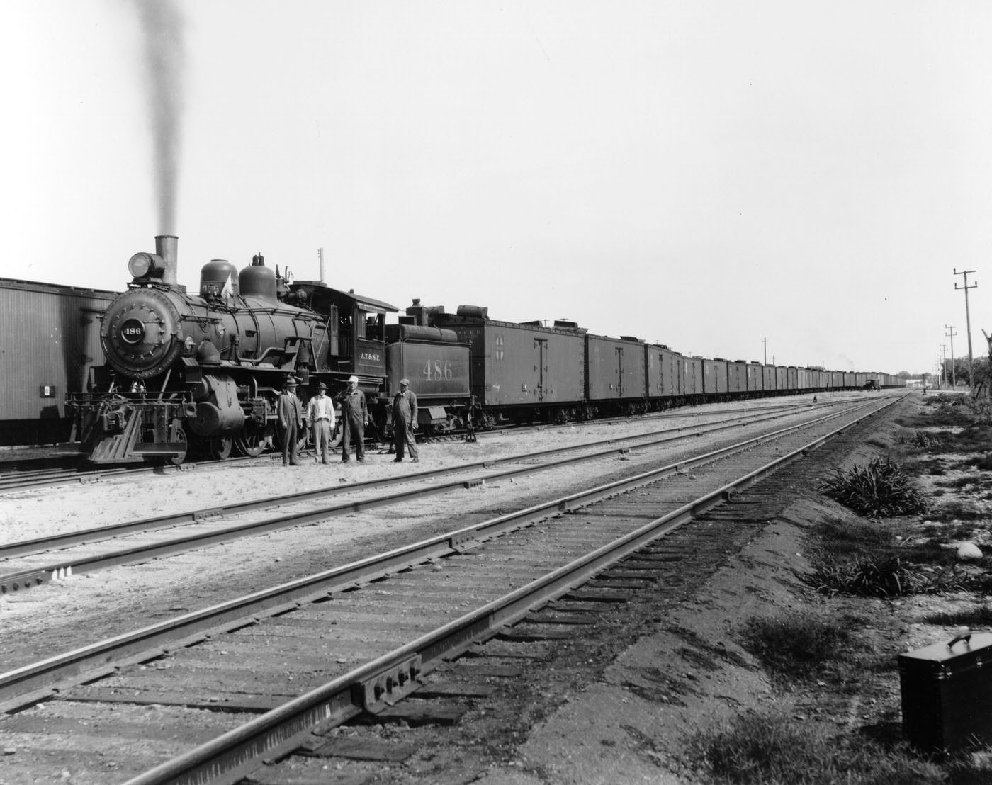 Santa Fe Train Carrying Lettuce to Phoenix, 1927