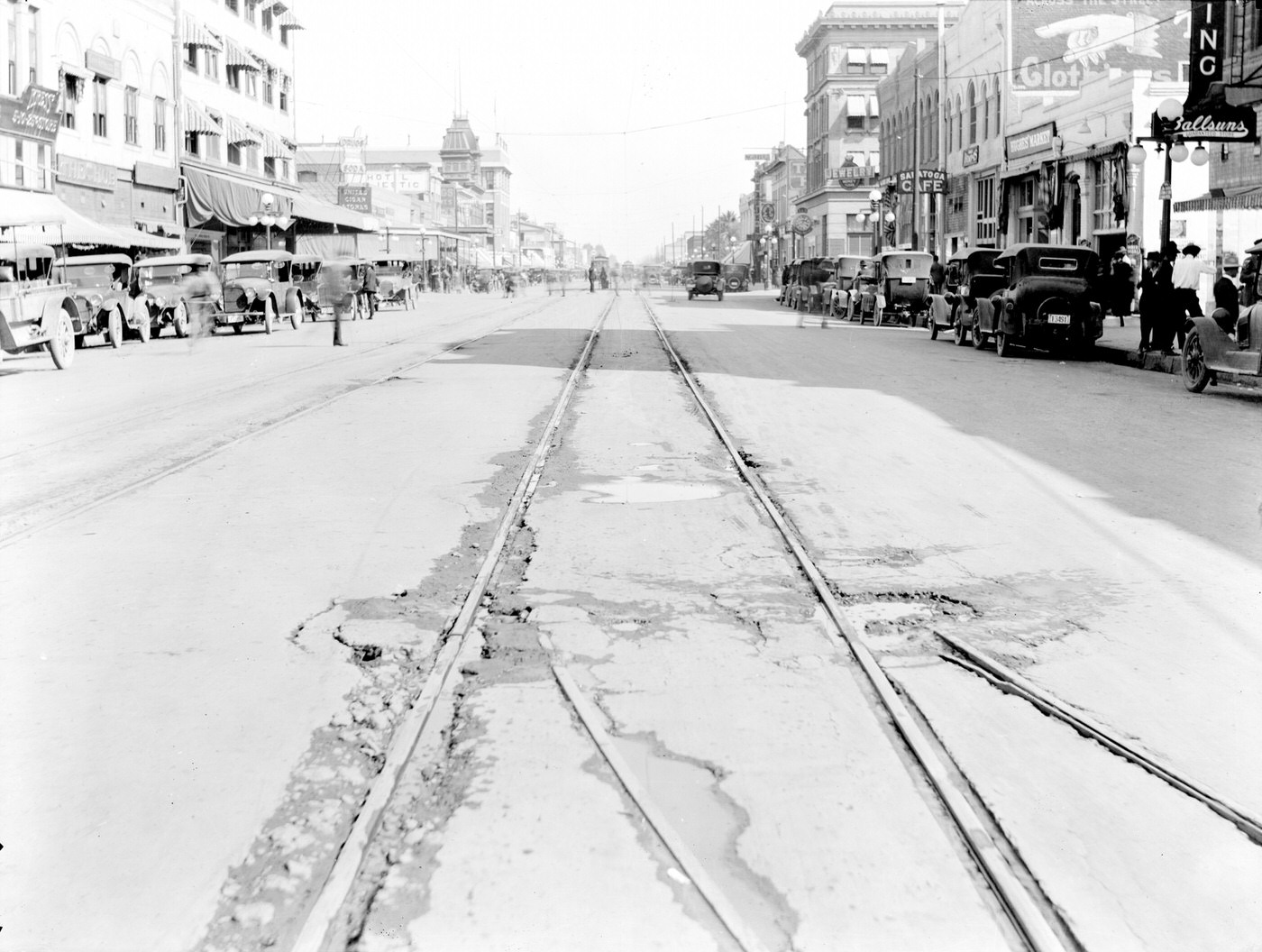 Washington St. Looking East From First Ave, 1920