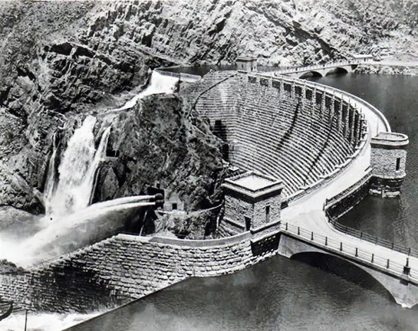 The Roosevelt Dam opened in 1911, with President Theodore Roosevelt presiding at the dedication.