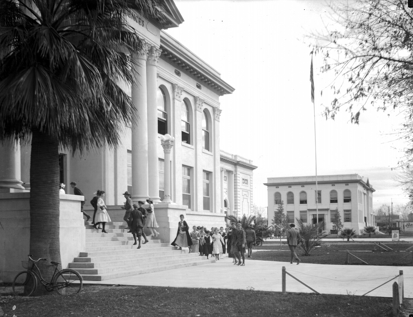 Phoenix Union High School, 1900s