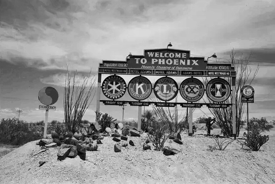 The sign that welcomed people to Phoenix in May 1940.