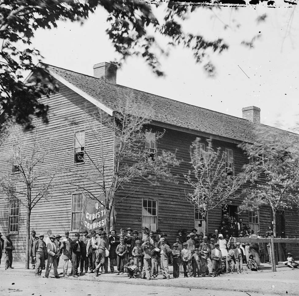 Richmond, Va. Crowd before headquarters of the U.S. Christian Commission, 1865