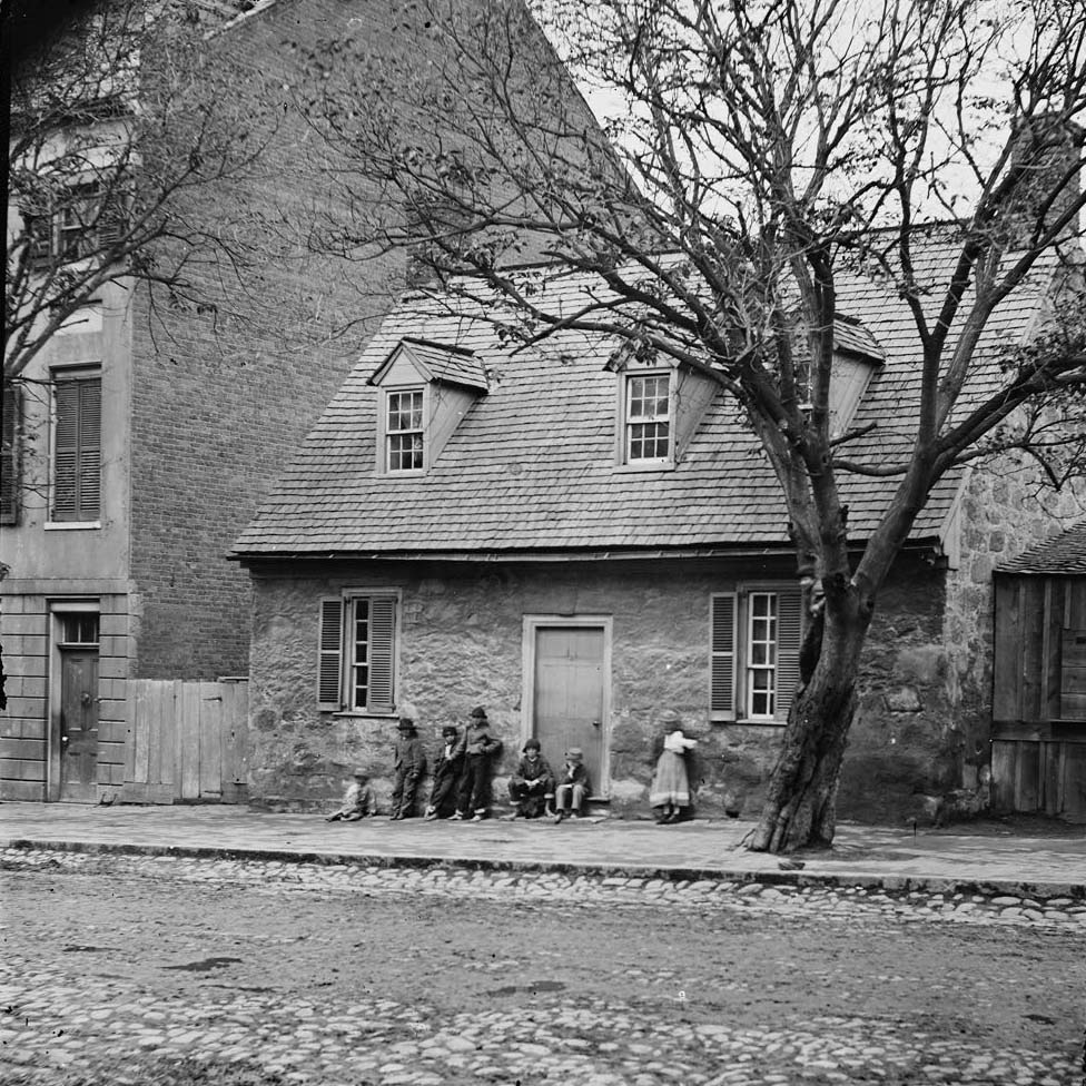 The Old Stone House ("Washington's headquarters," 1916 East Main Street, 1865