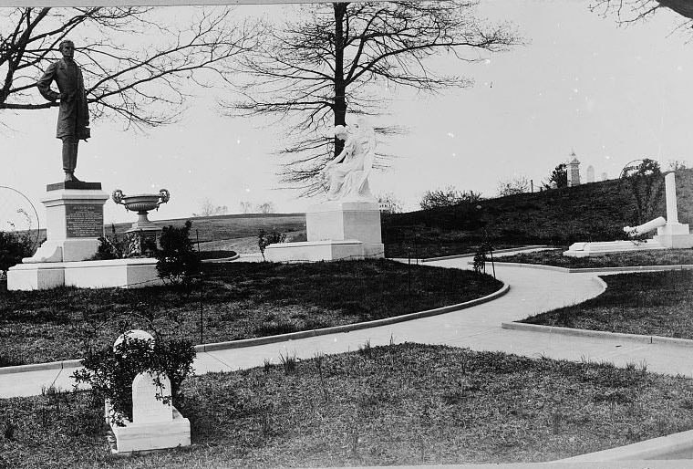 Jefferson Davis plot, Hollywood Cemetery, Richmond, 1904