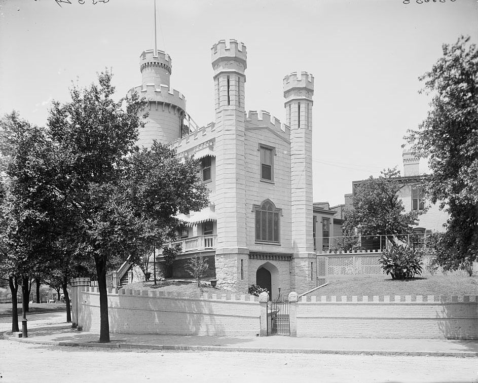 Pratt's Castle, Richmond, 1908