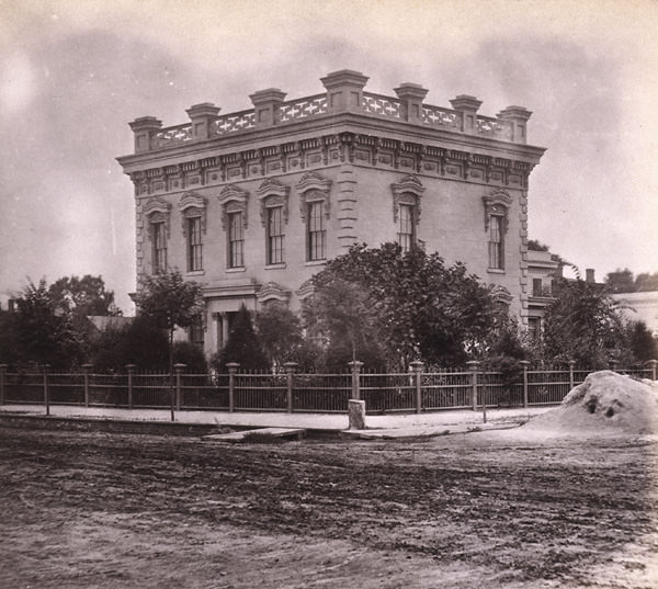 Residence of Ex-Governor Stanford, Sacramento City, 1860s