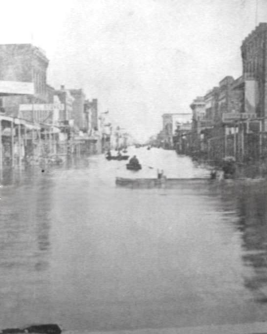 Flood of 1862, Sacramento, J Street looking east from levee.