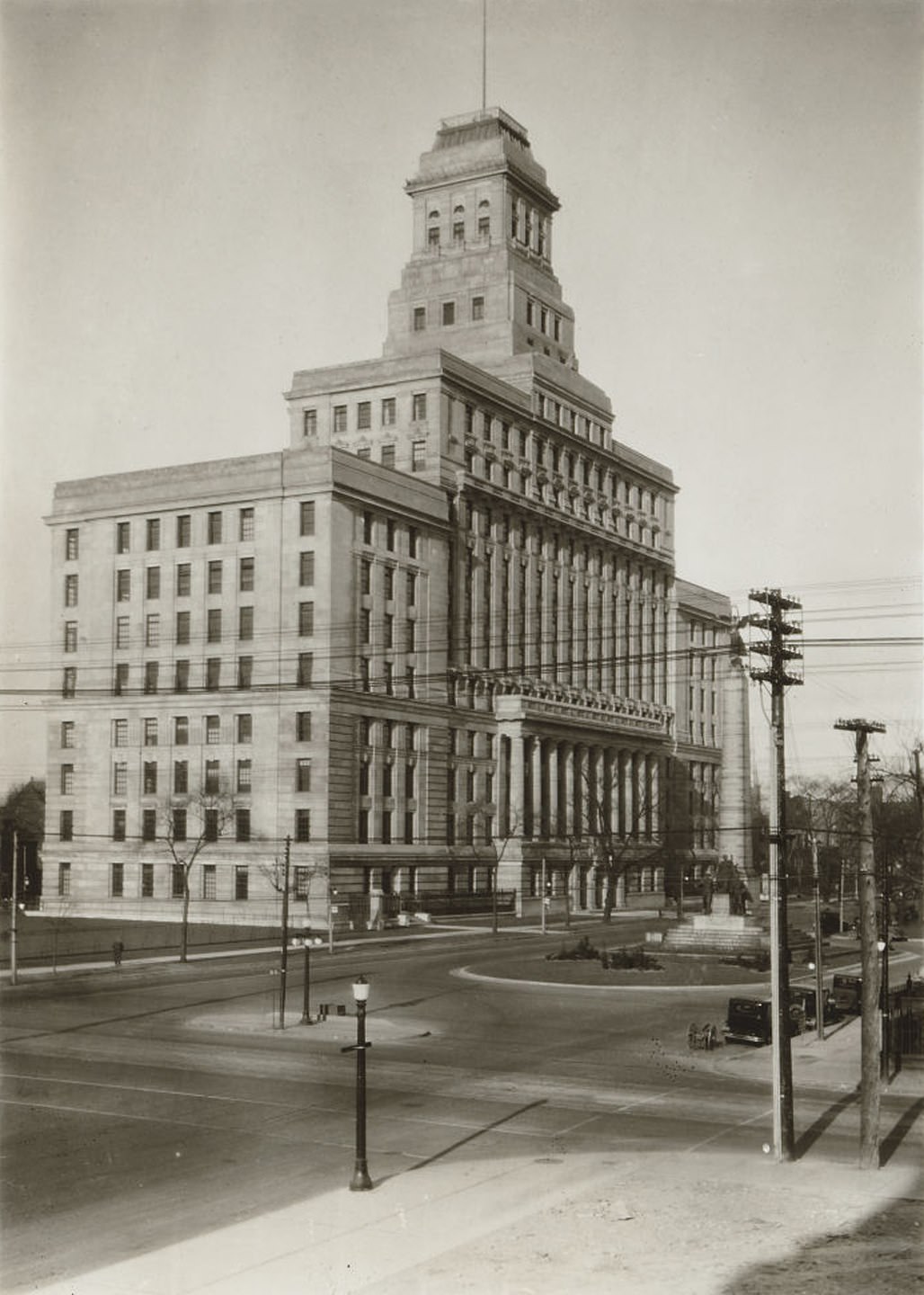 Canada Life Building, University Ave., west side, north of Queen Street West, 1933.