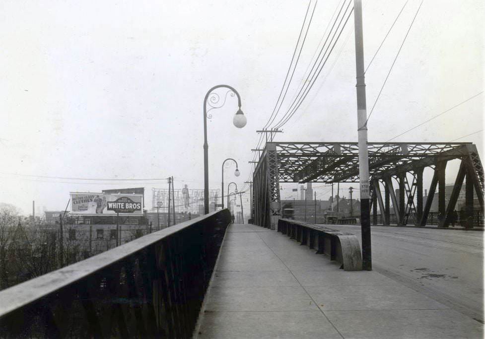 Queen Street Bridge facing west over the Don River, 1930