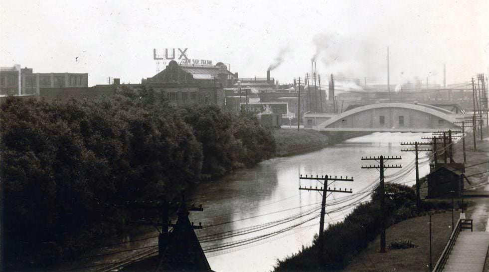 Don River, looking south-east from the Queen Street bridge, 1930