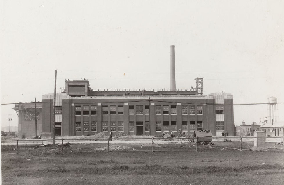 Campbell's plant under construction, New Toronto, 1931