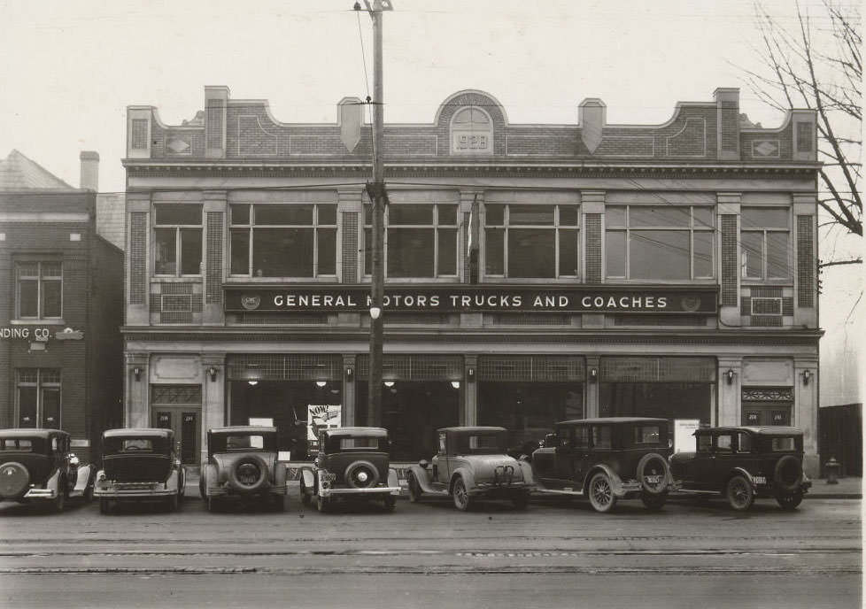 General Motors Trucks and Coaches - signage on a building located at 208-210 Spadina Avenue, 1935
