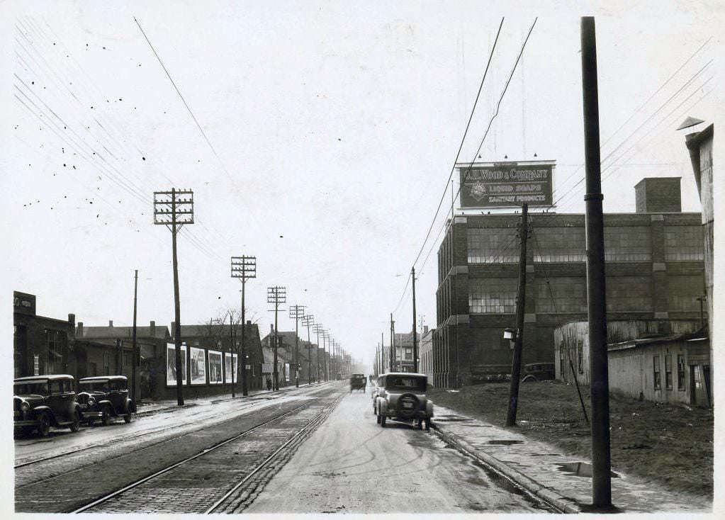 736 Dundas Street East - G.H. Wood and Company Limited, 1934