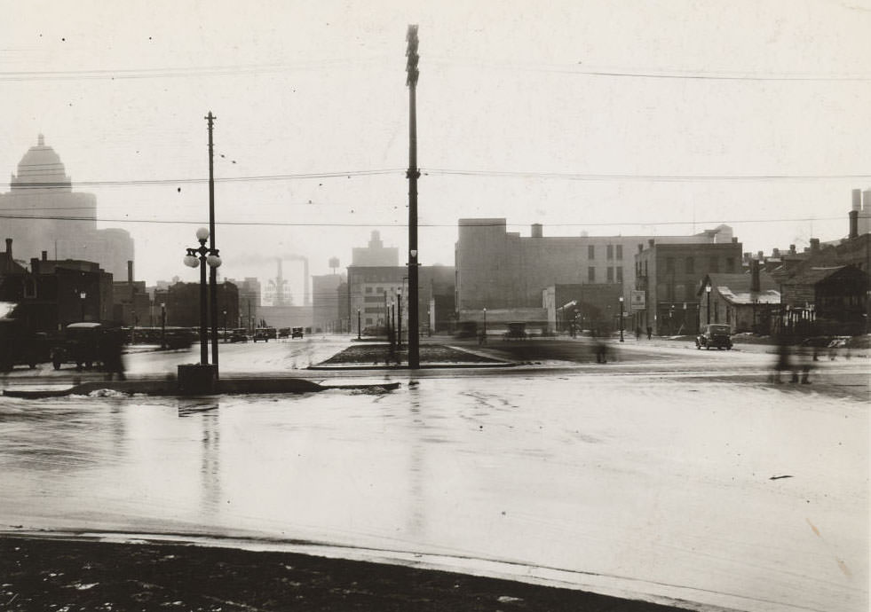 In 1931 University Avenue only went south to Queen. Starting in 1932 it was extended south to Front Street. This photo shows the extension just south of Queen, 1932