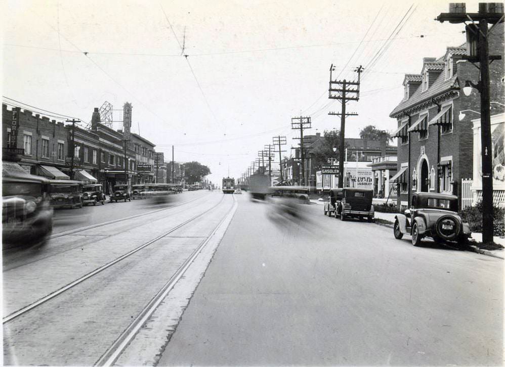 St. Clair Avenue West & Pinewood Avenue looking west, 1933