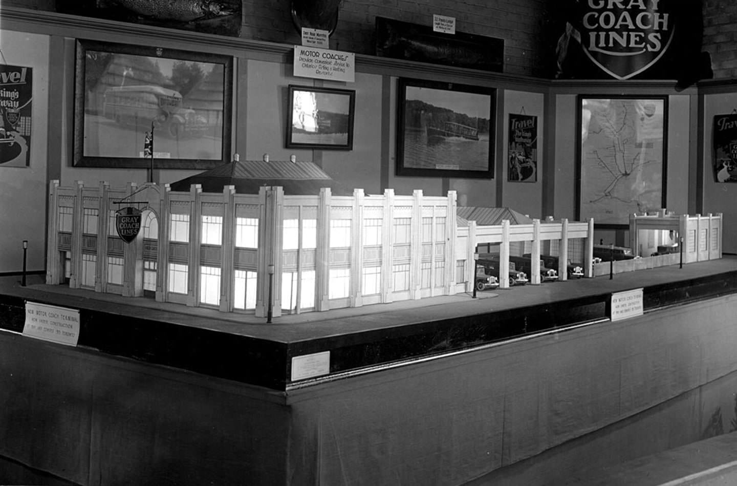 Model of the new Toronto Bus Terminal in the Gray Coach Lines exhibit at the CNE, Sept. 13, 1931.