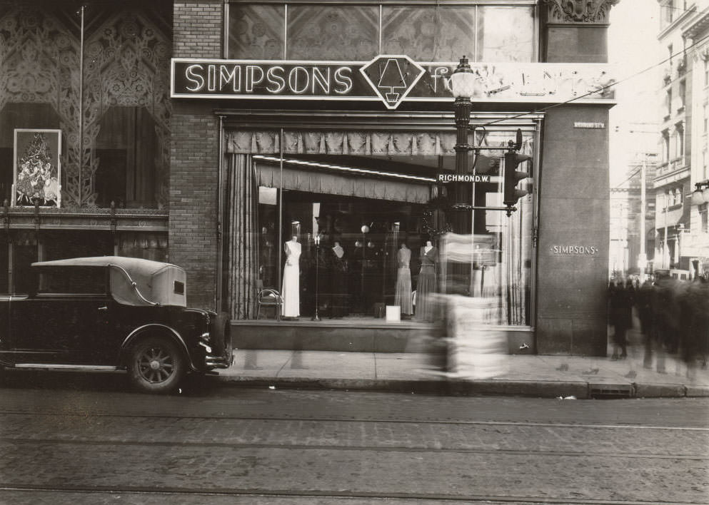 Simpson's - Yonge Street, at Richmond Street West, north-west corner., 1933