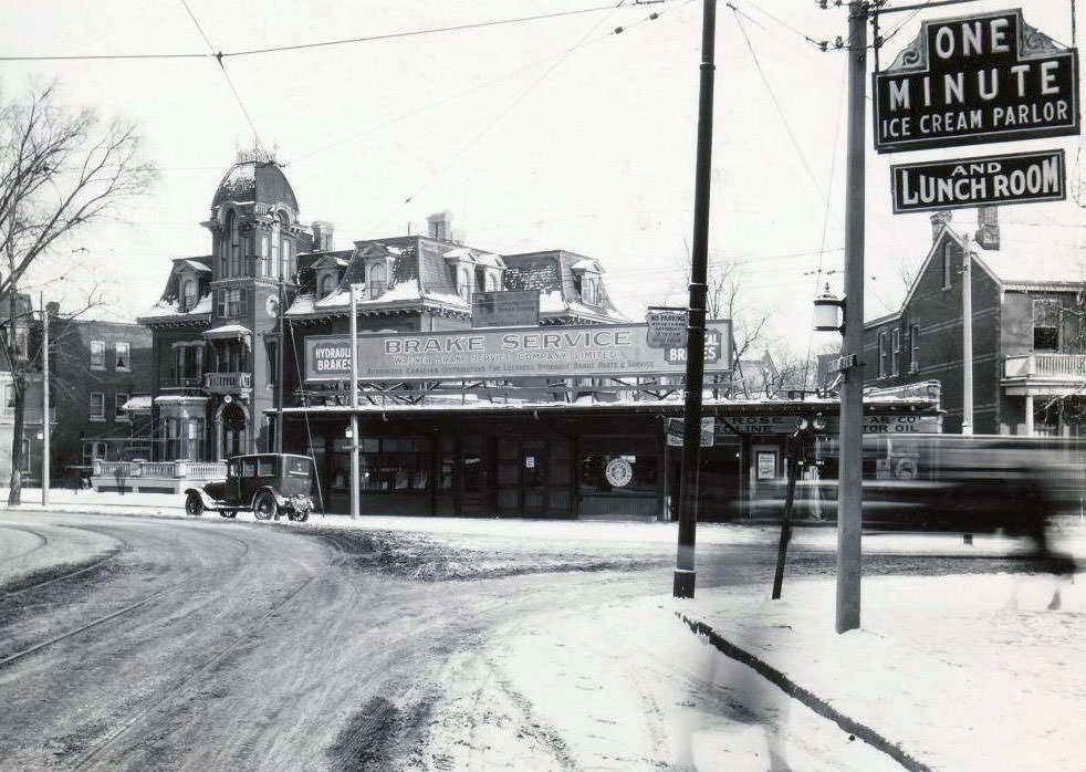 Dundas Street East, east of Jarvis Street,1935