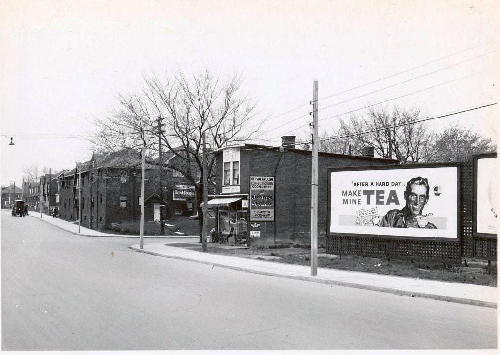 Mt. Pleasant & Broadway looking southwest, 1936