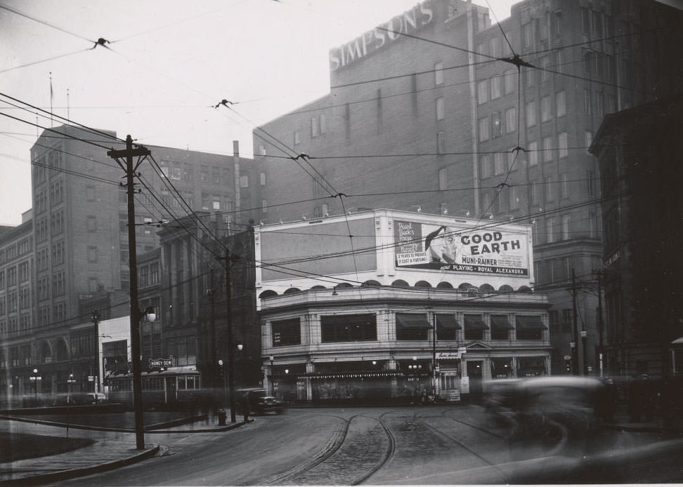 Queen & Bay, 1937