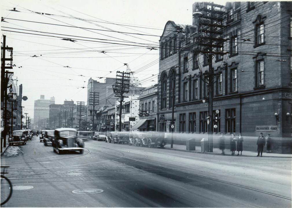 Yonge & Bloor looking northwest, 1937