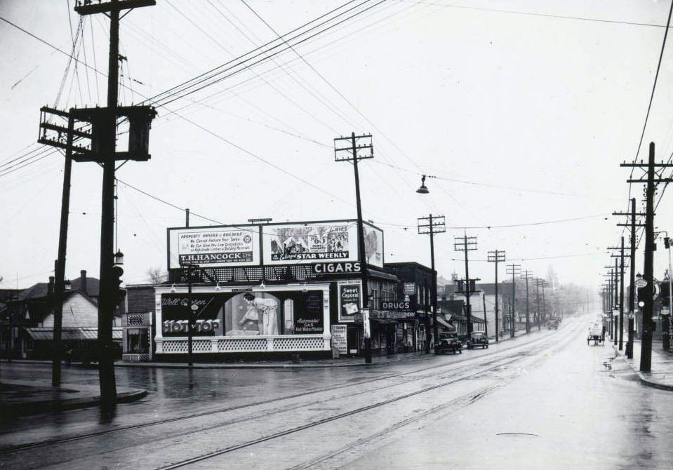 Woodbine Avenue & Kingston Road facing east, 1937