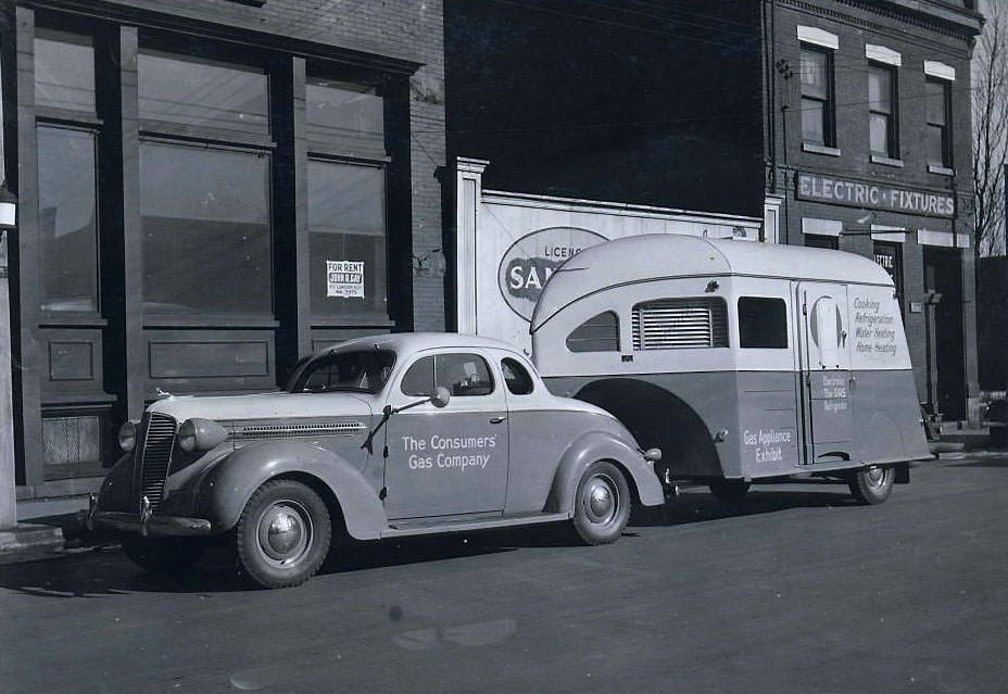The Consumers' Gas Company service vehicle with trailer, 1938