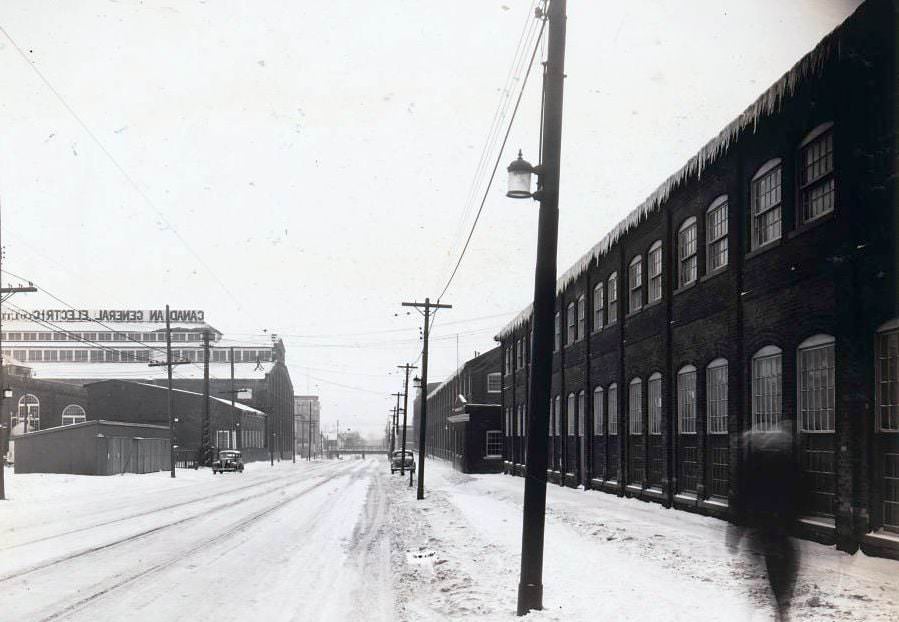 Canadian General Electric Company Limited plant, 1937