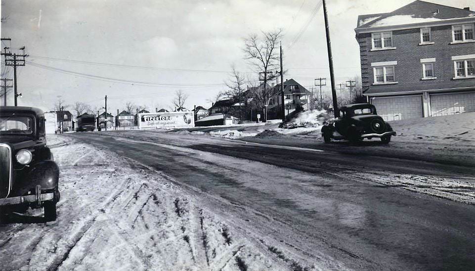 Riverside Drive & Bloor Street West looking southeast, 1937