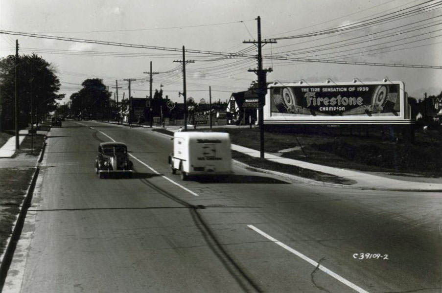 Danforth & Macey facing west, 1939