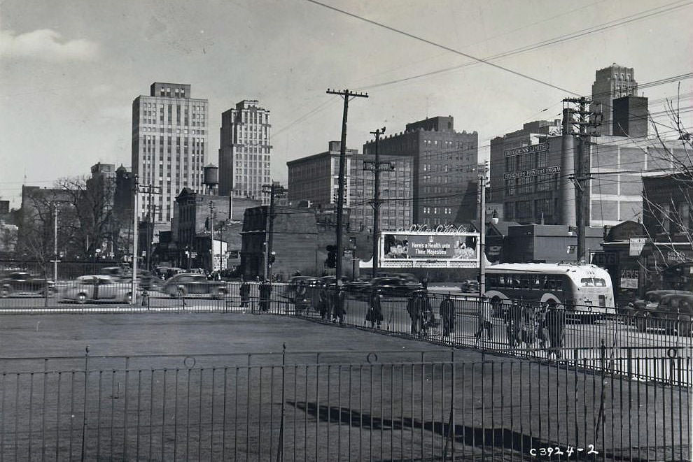 University & Queen looking southeast, 1939