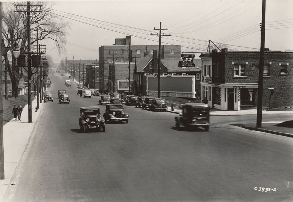Eglinton Avenue West & Lascelles looking east, 1937