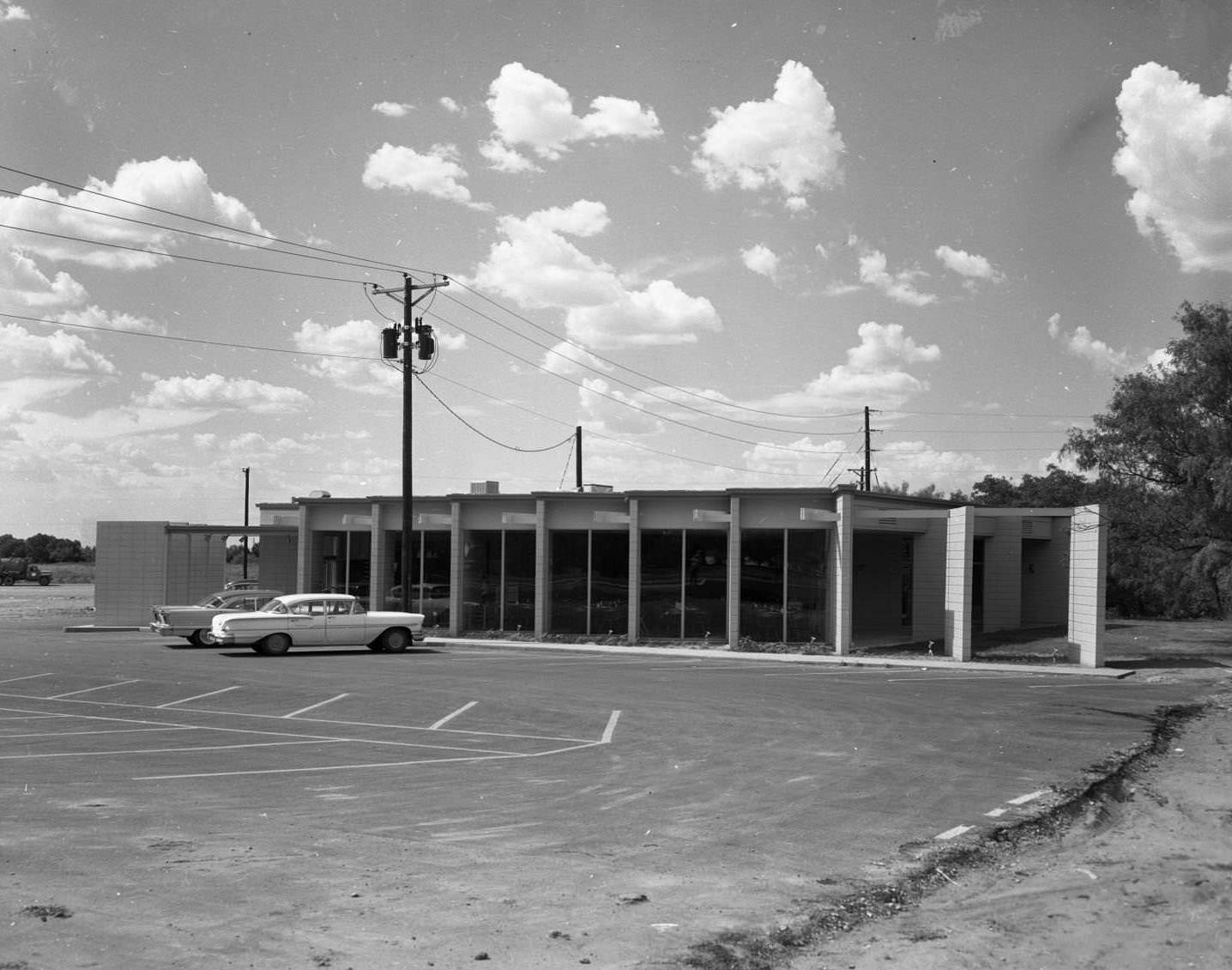 Office Building's Exterior, 1959